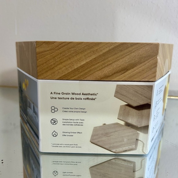 Nanoleaf NL52-K-7003HB-7PK Elements Wood Look Smart Lighting Kit - 7 Panels - Picture 3 of 12
